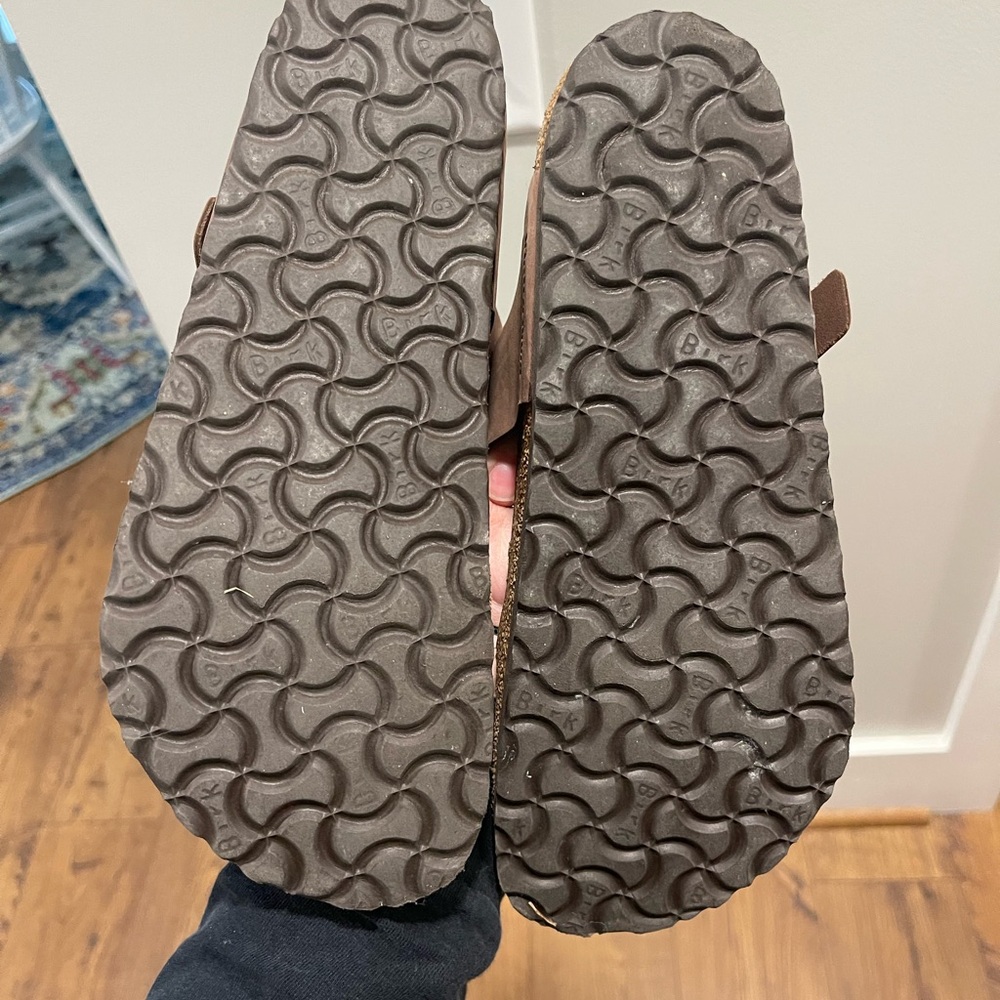 Women’s Birkenstocks - Picture 2 of 4